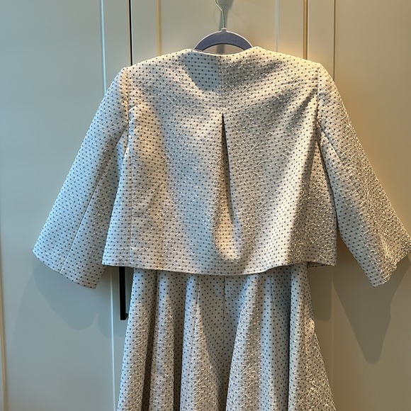 Gal Meets Glam dress with matching jacket - Picture 2 of 13